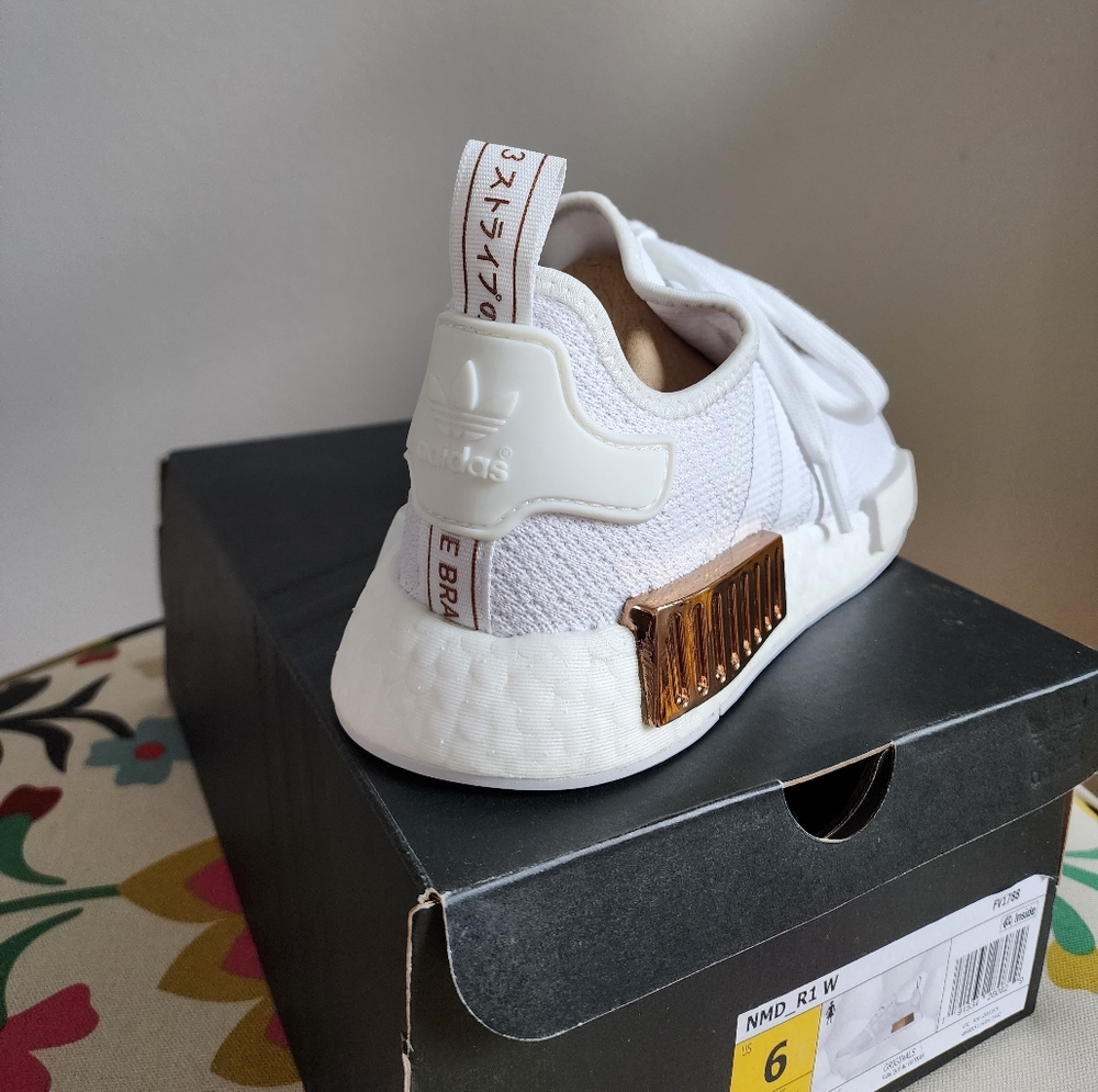 Adidas Women's White Copper Metallic - Size US 6